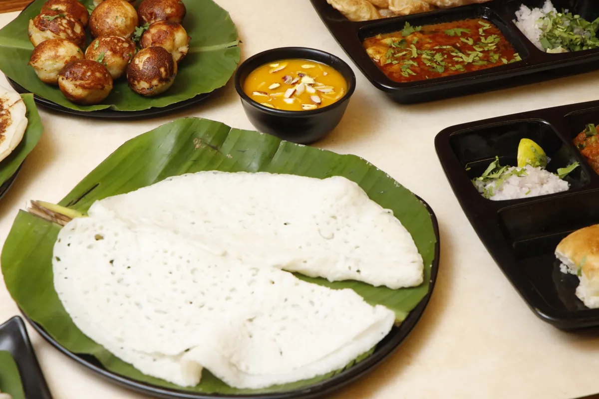 ghavan and appe platter